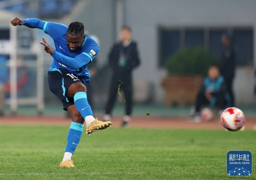 足球丨中超沧州雄狮胜长春亚泰