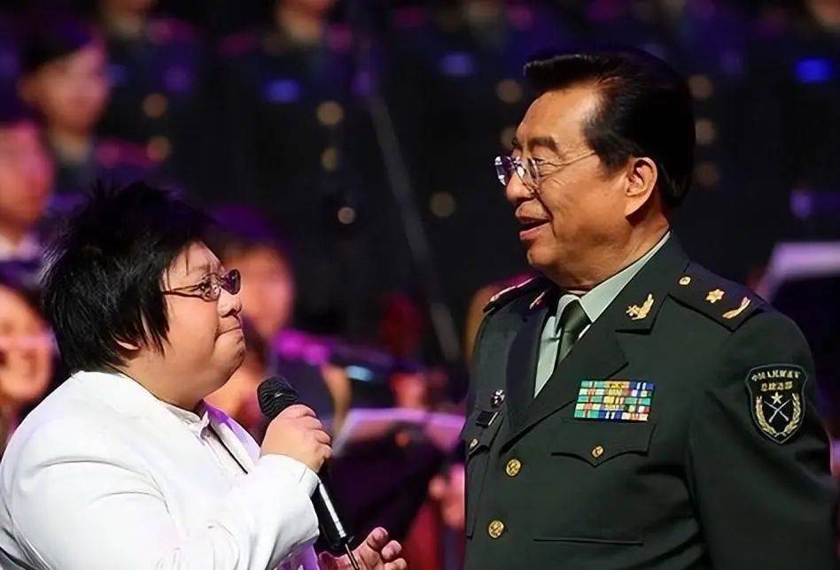 韩红进入了学院的音乐系,她的导师恰好是中国著名男高音歌唱家李双江.