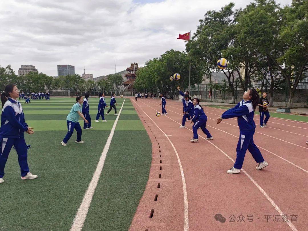 校园课程超市点亮青春个性之光平凉四中社团活动见闻