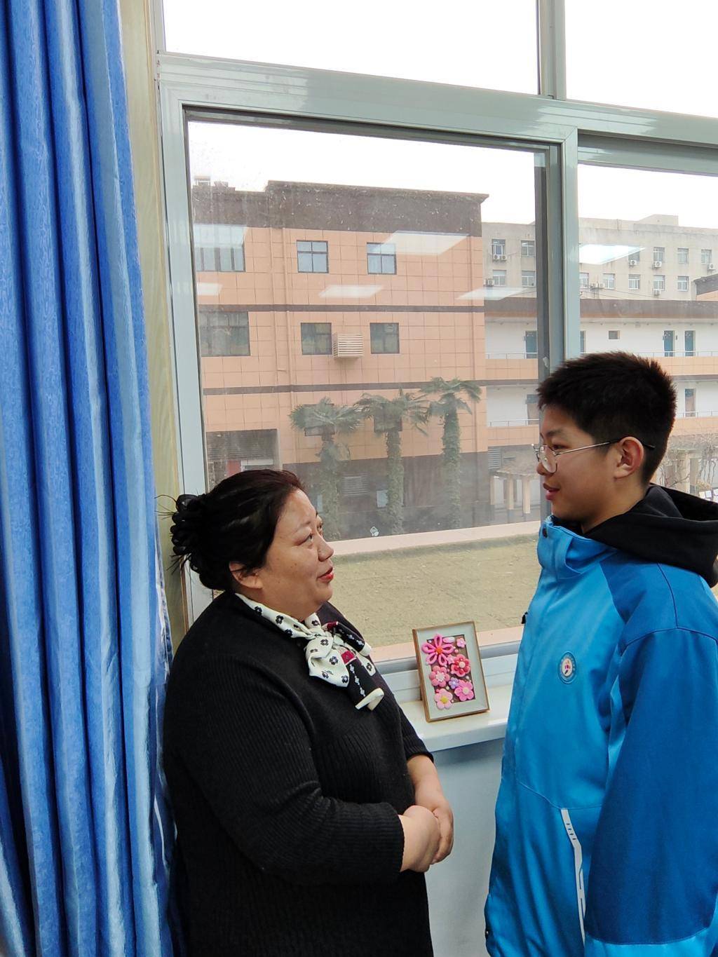 师生之爱花开无声记西安市第二十三中学班主任杨青