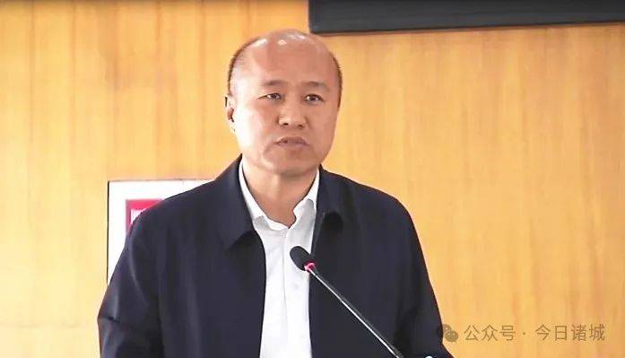 山东第二医科大学附属诸城市人民医院举行揭牌仪式