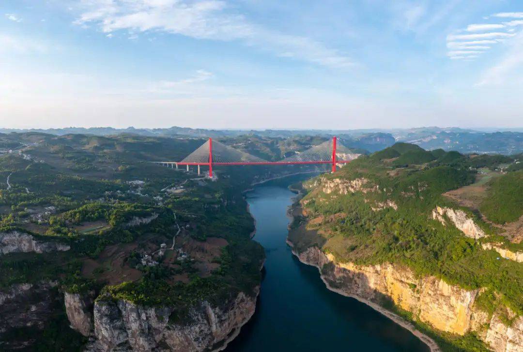 金融添力 促陇黔两地"人享其行,物畅其流"_建设_高速公路_甘肃