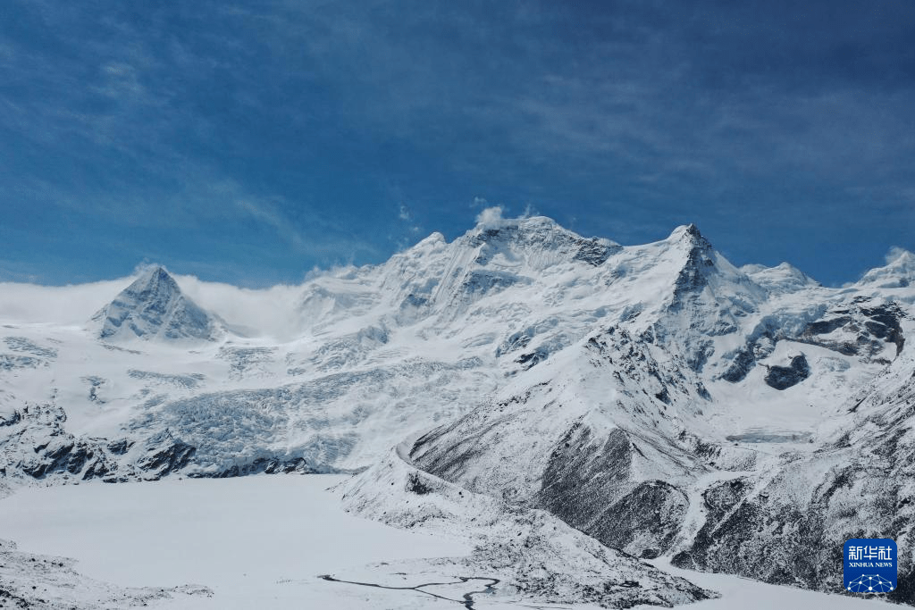 萨普雪山图片