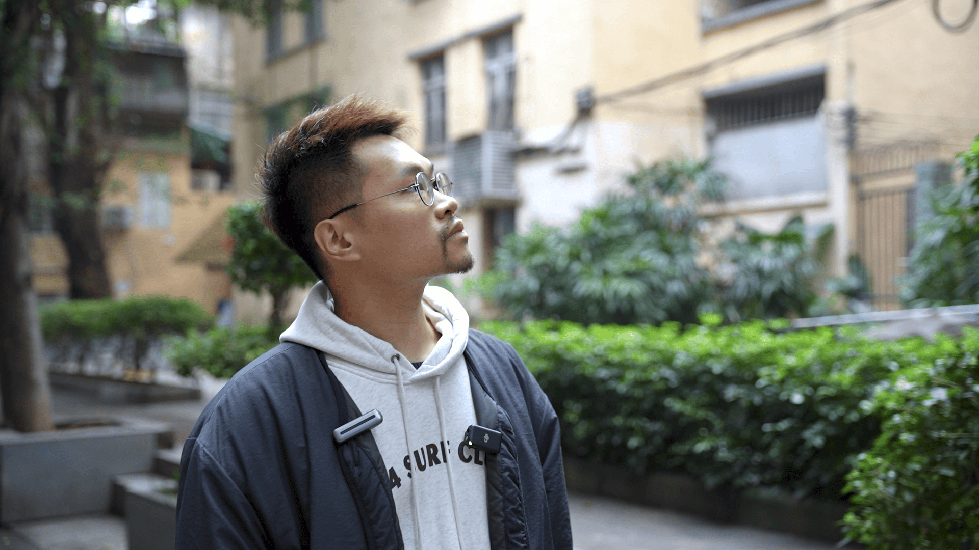 视频索耳写作的痛苦远多于快乐到灯塔去青年写作者访谈系列③