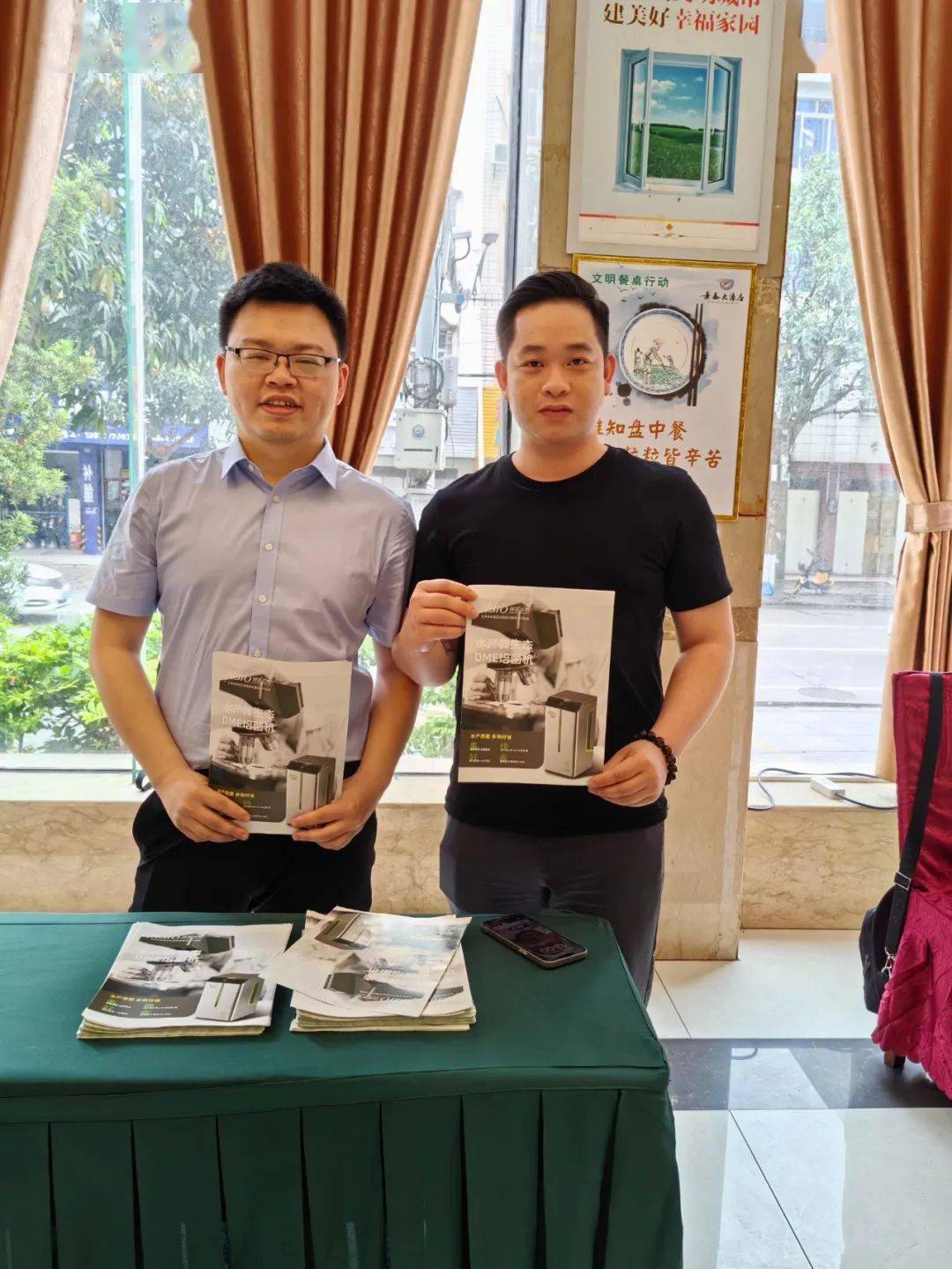 这里虾价太牛常年高23元斤百人商量好就是要赚钱