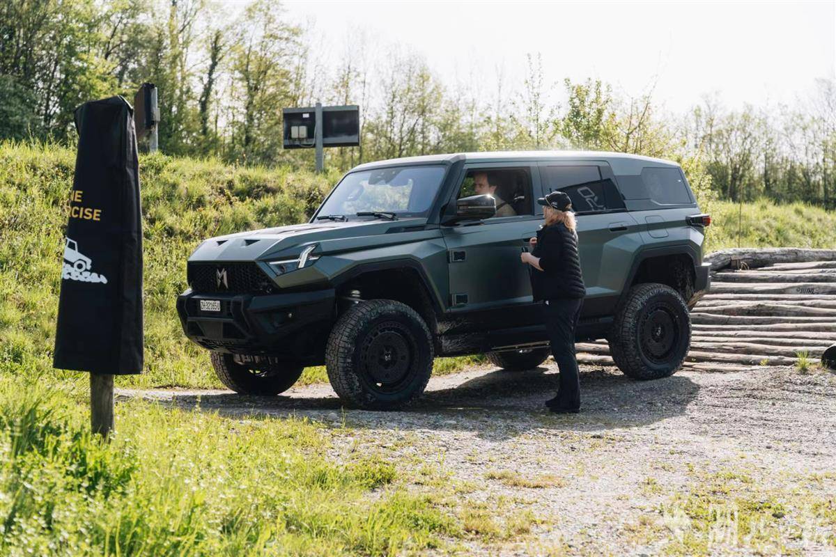 "猛士917"在瑞士正式上市 东风豪华电动越野品牌加速全球化布局_搜狐