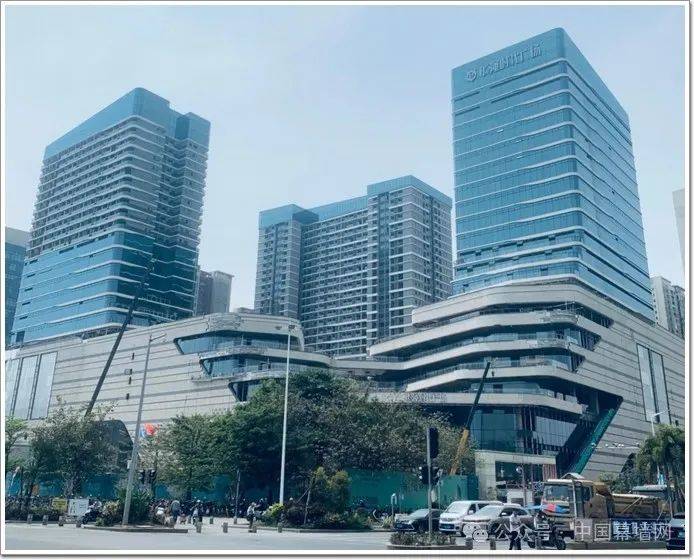 深圳华强时代广场来源:广东坚朗五金制品股份有限公司立足协会 服务