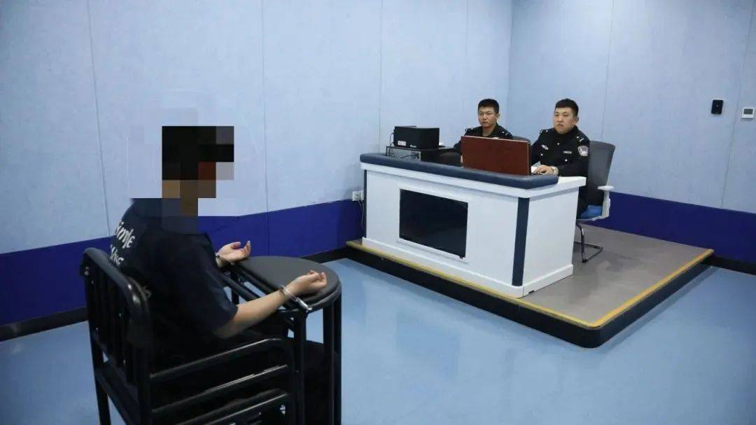 乌海警方捣毁一制毒窝点