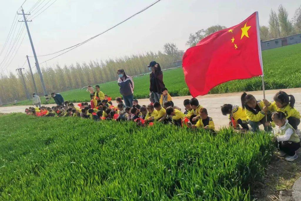 冠县各学校开展春游研学活动