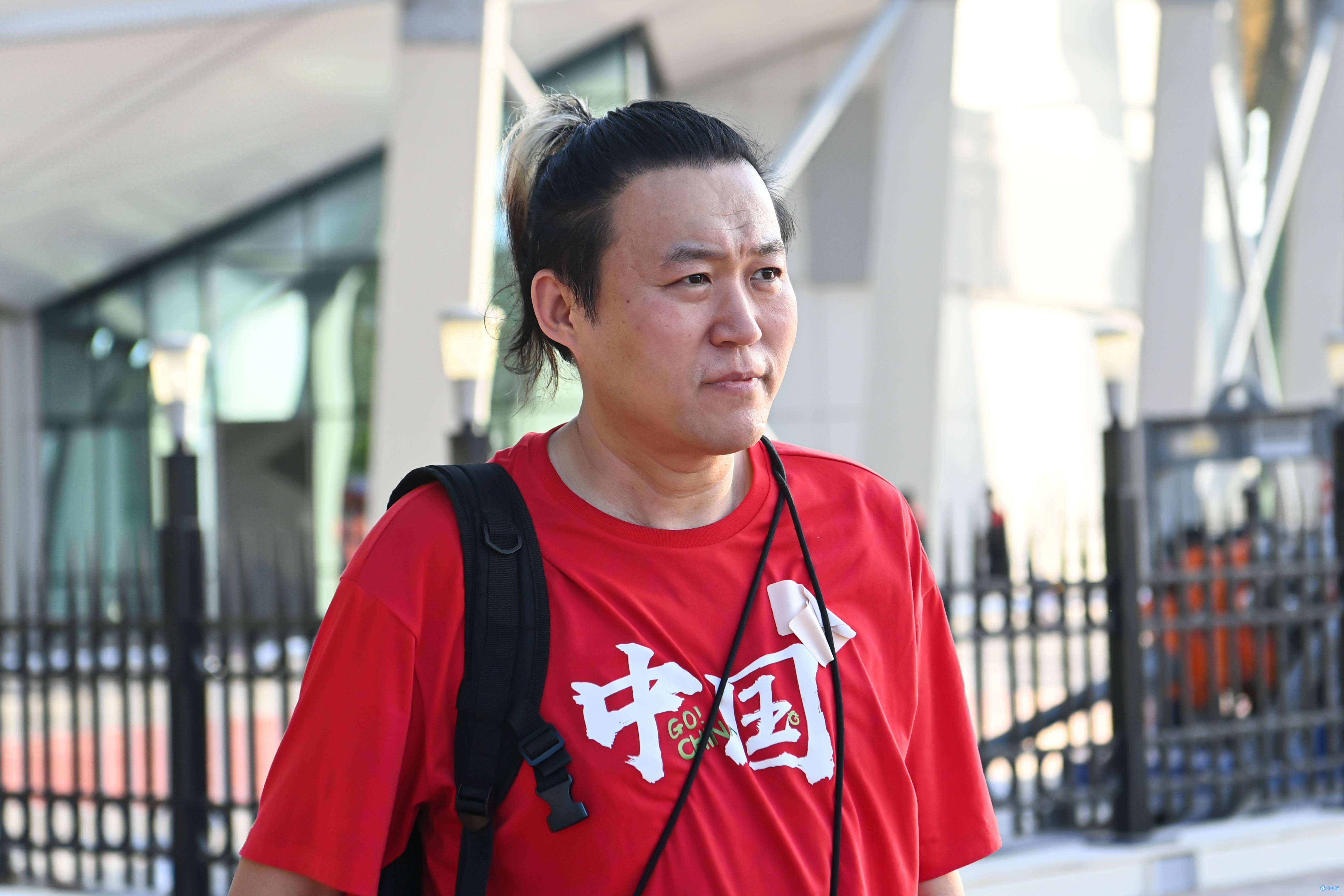 王涛:有人造谣我买球衣赚了几个亿,我投了3千万现在才赚了1千万_直播_投资_球迷