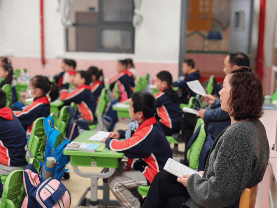 教学视导重知行学科研修助成长记金陵小学迎区教师发展中心教学视导