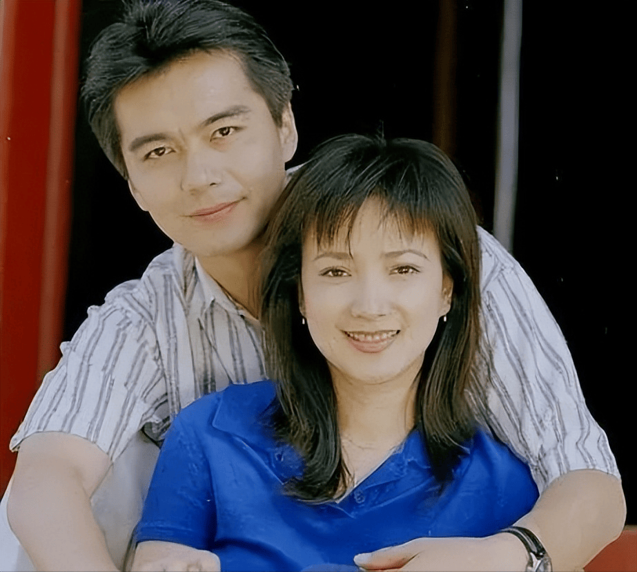 许亚军:我结四次婚,并不是因为我花心,只是对婚姻负责任_张晞_何晴