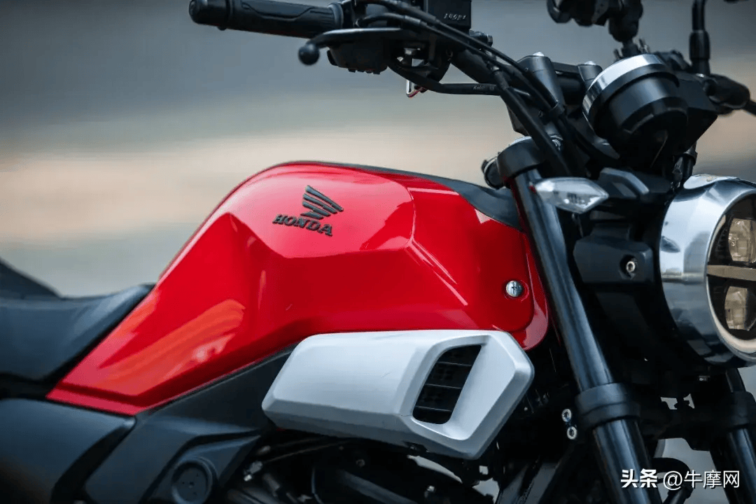两万七千公里,气质依旧|新大洲本田运动复古cbf190tr旧车新骑_搜狐