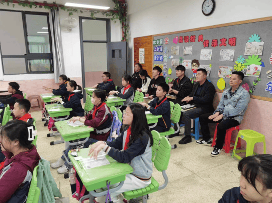 教学视导重知行学科研修助成长记金陵小学迎区教师发展中心教学视导