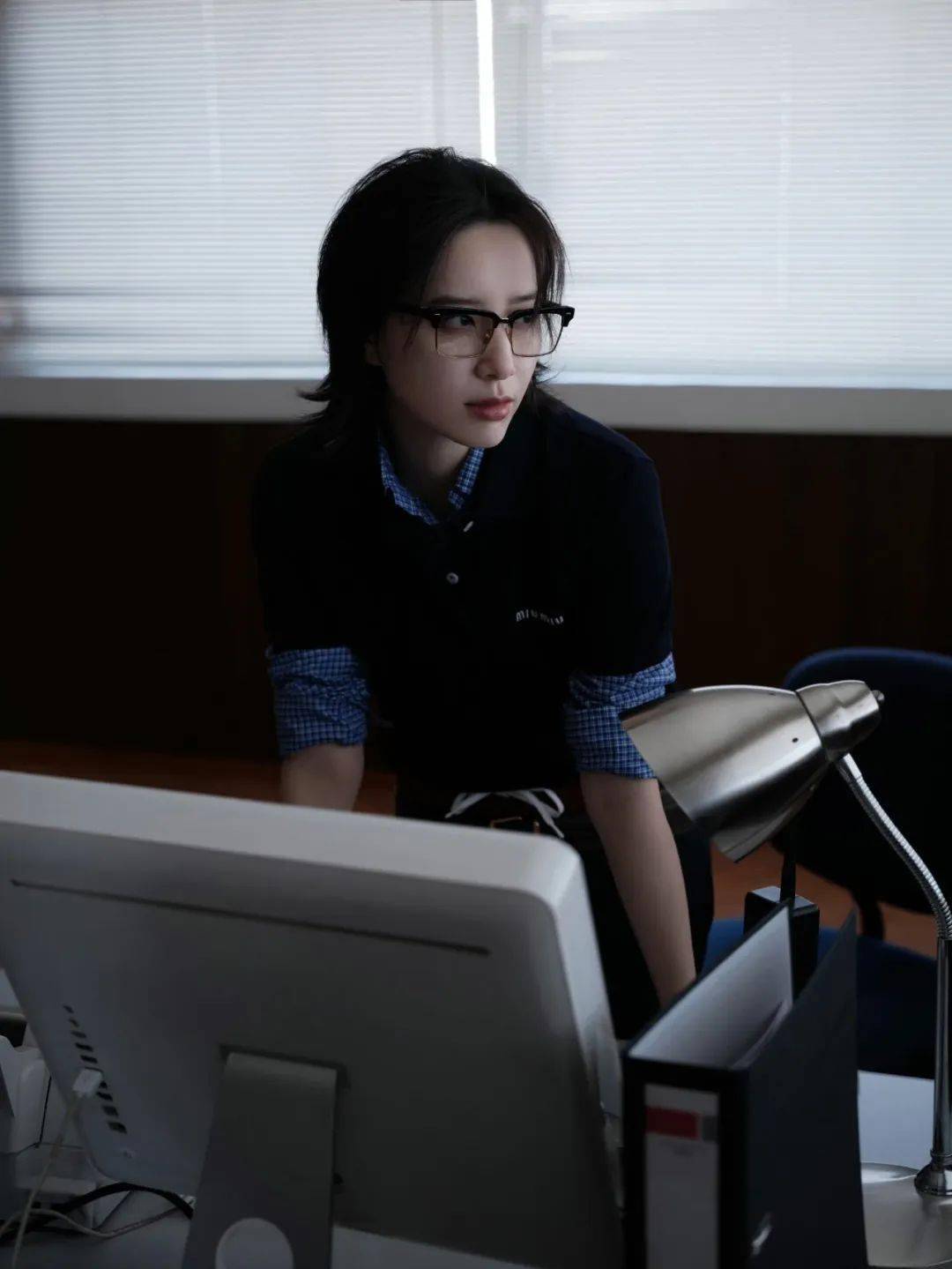 张元英赵今麦刘柏辛教你怎么穿成年轻人最爱的女记者风