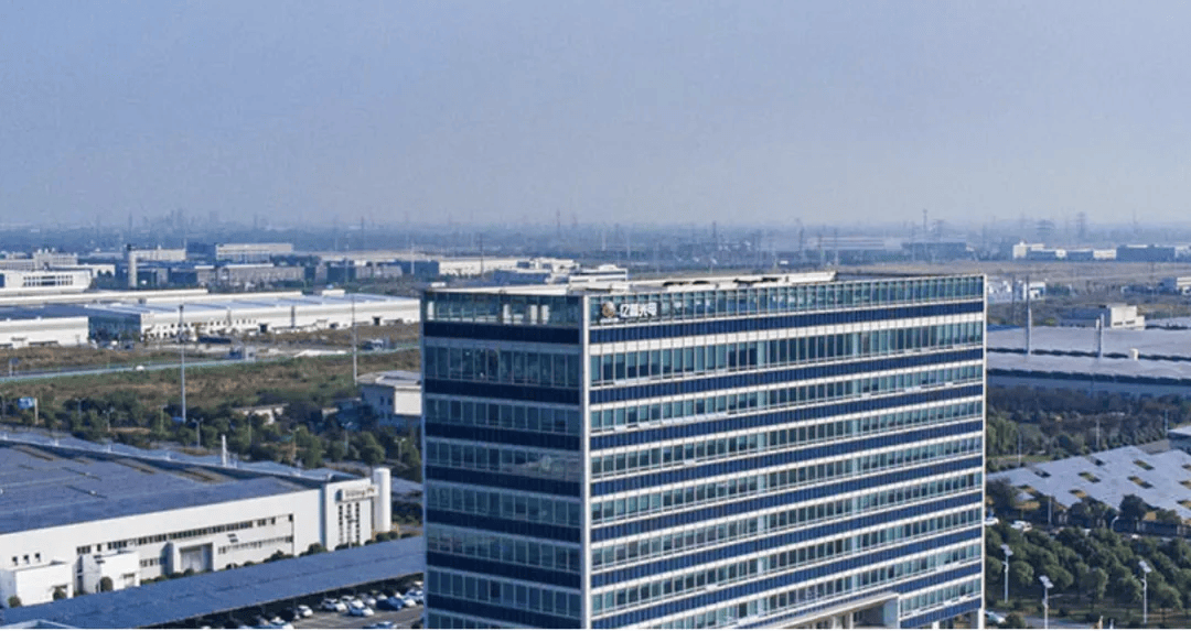 明冠新材(688560)公告,公司董事会于 2024 年 4 月 17日收到公司非