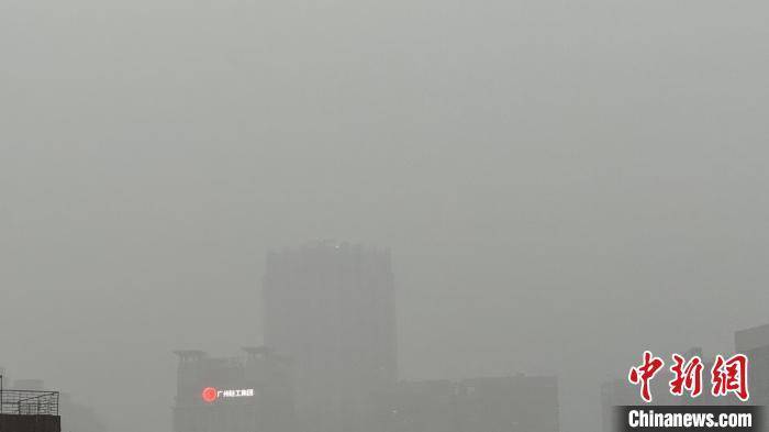 广州启动防暴雨内涝二级应急响应