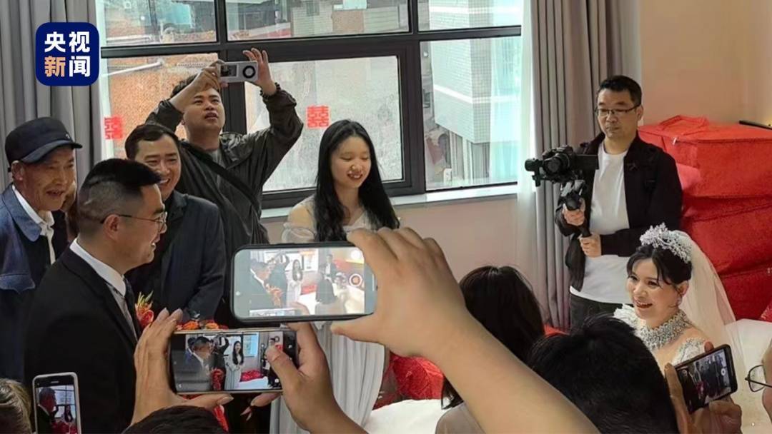 他们结婚啦!_甘宇_郑萍_地震