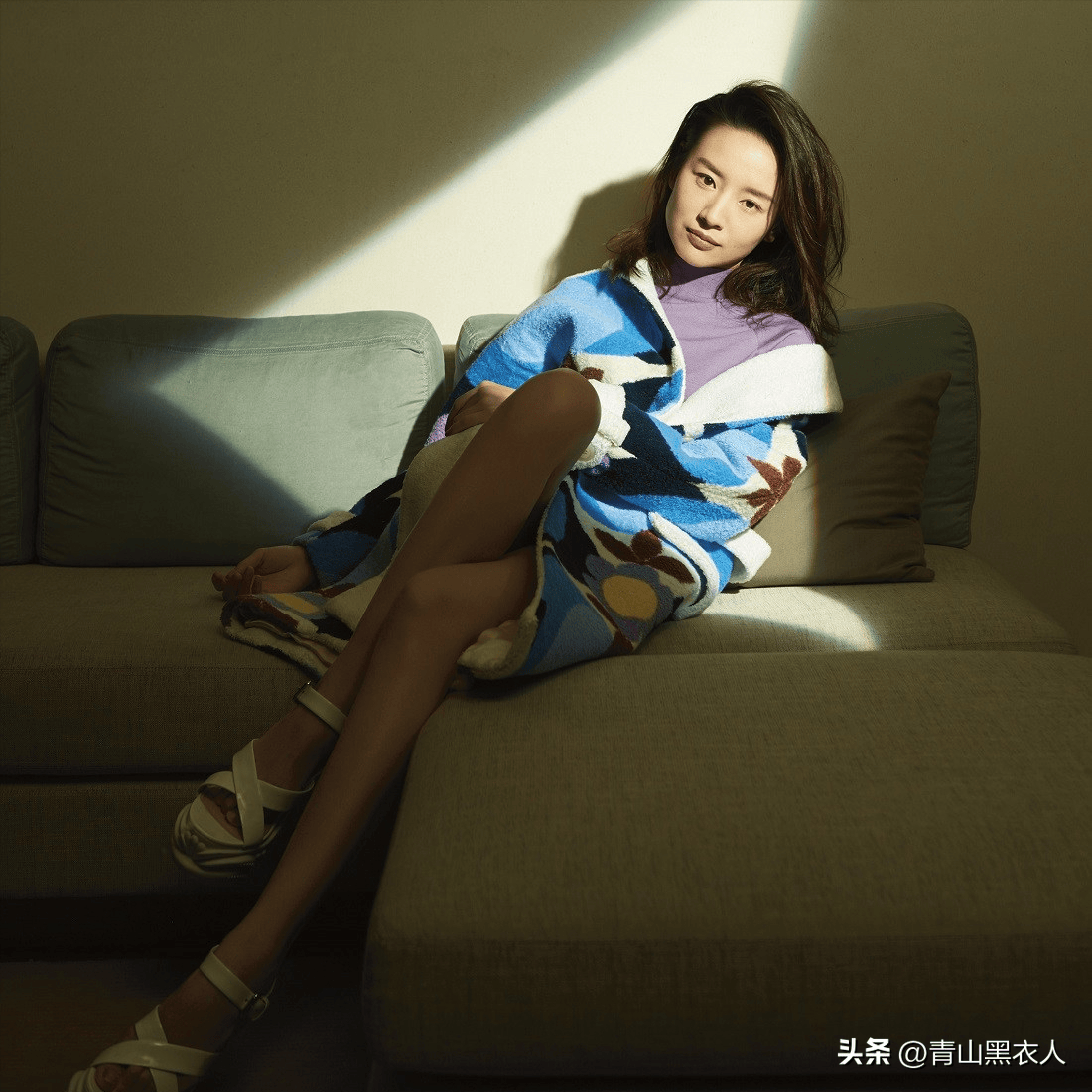45岁董洁：一婚出轨“抽象派”王大治，离婚11年后，才和丈夫和解