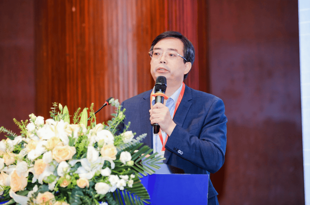 《功能相变材料智能应用》报告演讲,天津工业大学张兴祥教授作《新型