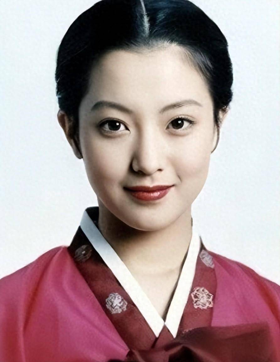 被质疑整容,称长开就会好,没成想12年后却被打脸_朴妍雅_朴珠英_网友