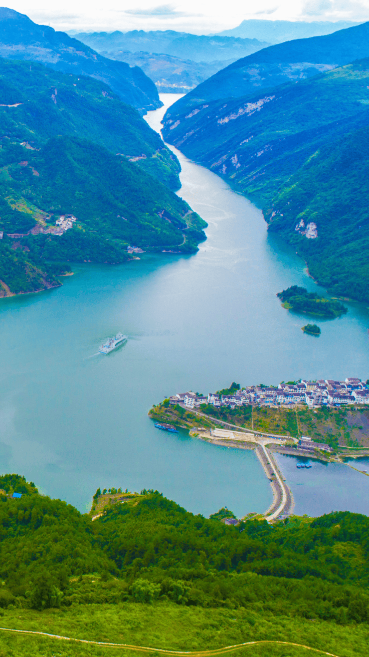 藏在重庆的休闲养生小城找到啦!五一出游就选它!_彭水_山水_中国