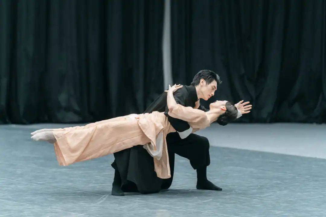 2024年深圳歌剧舞剧院舞剧团业务考核_独舞_实习_组合