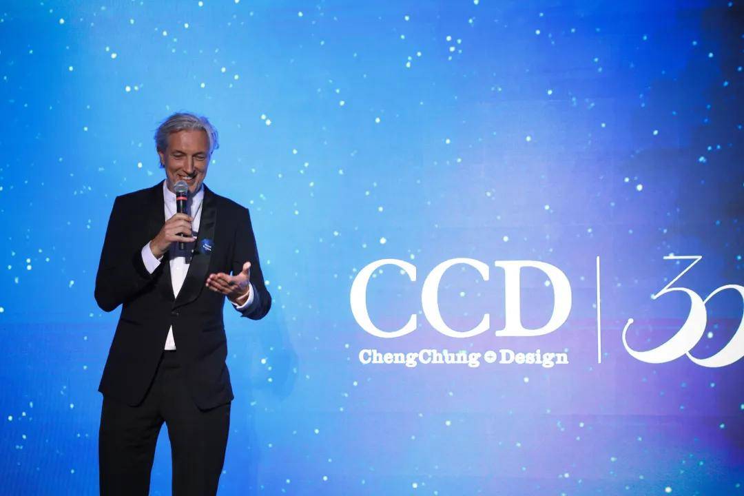 中国顶级设计师大放异彩!