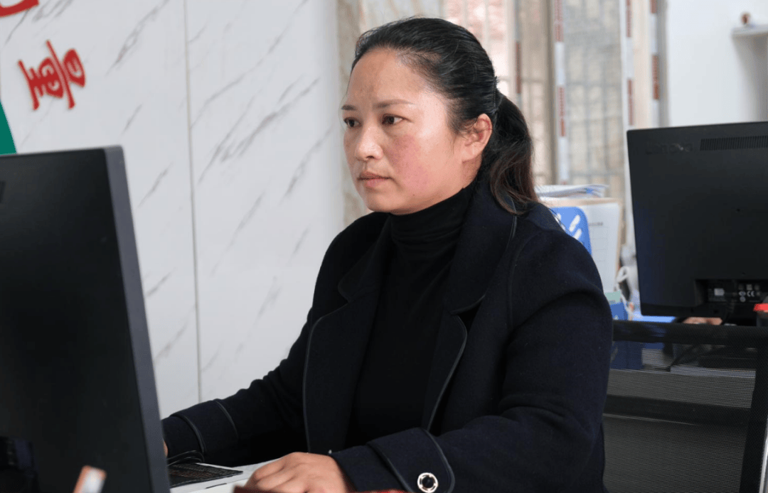 2008年,秦远莲从湖南远嫁到广西忻城县古蓬镇龙利村,和丈夫感情和睦