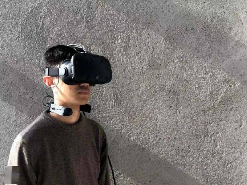 enpupil参加了skd的treble-x studio《皮格马利翁的眼镜》,接触到了的