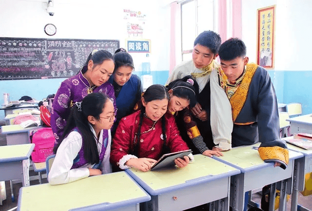 遇见你是最好的礼物 | 新时代"中国好人"故事_刘斯_工作_左贡县