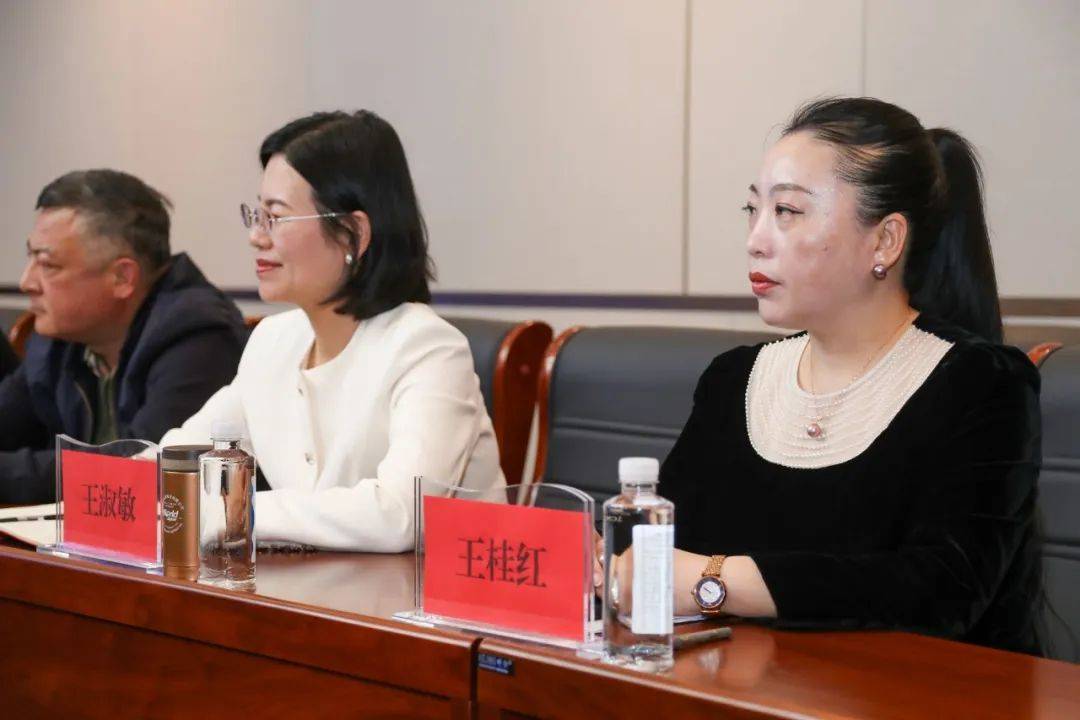 打造产业强市 青年挺膺担当--诸城市召开青年企业家领航成长座谈会