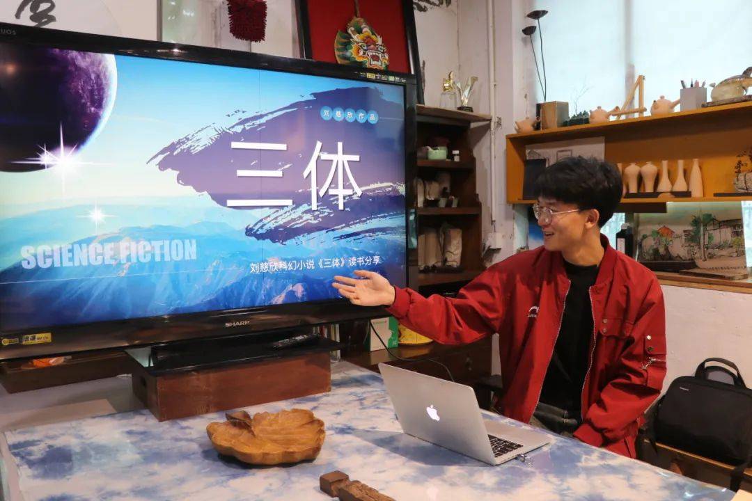 石桥头镇团委03为营造多读书,读好书的浓厚氛围,4月22日,市水务集团团