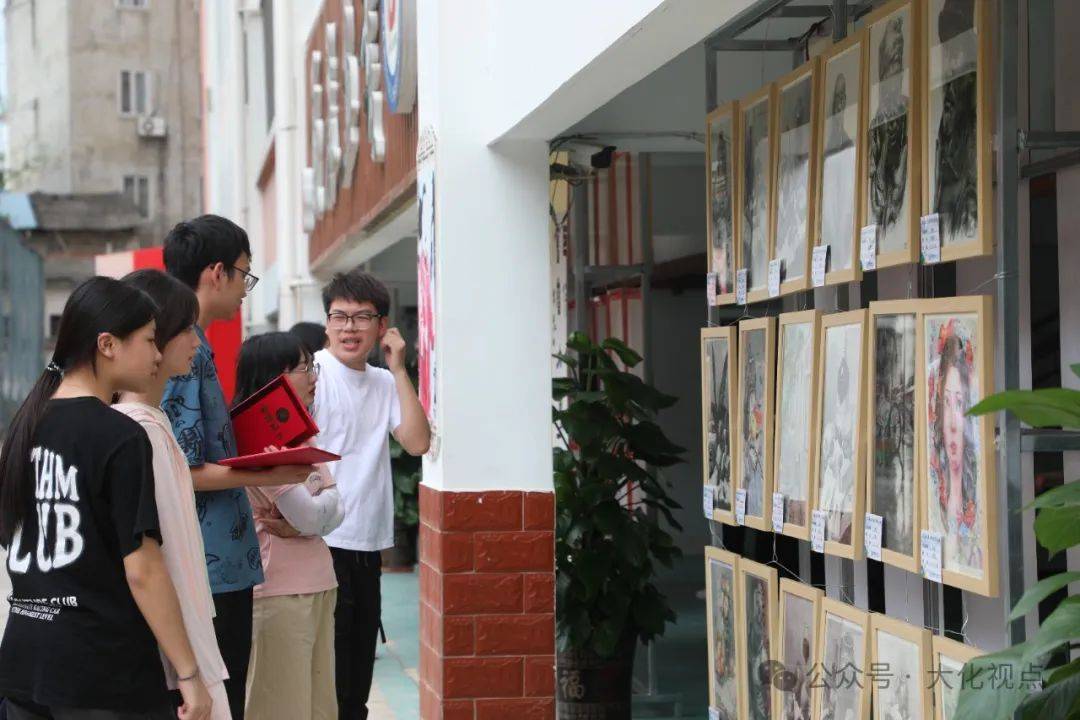 大化二中:书道励志 墨香助考