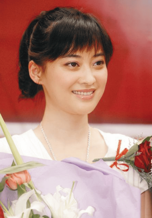 被大导演甩,找摄影师结婚,甚至生娃都同步的刘琳梅婷关系如何?