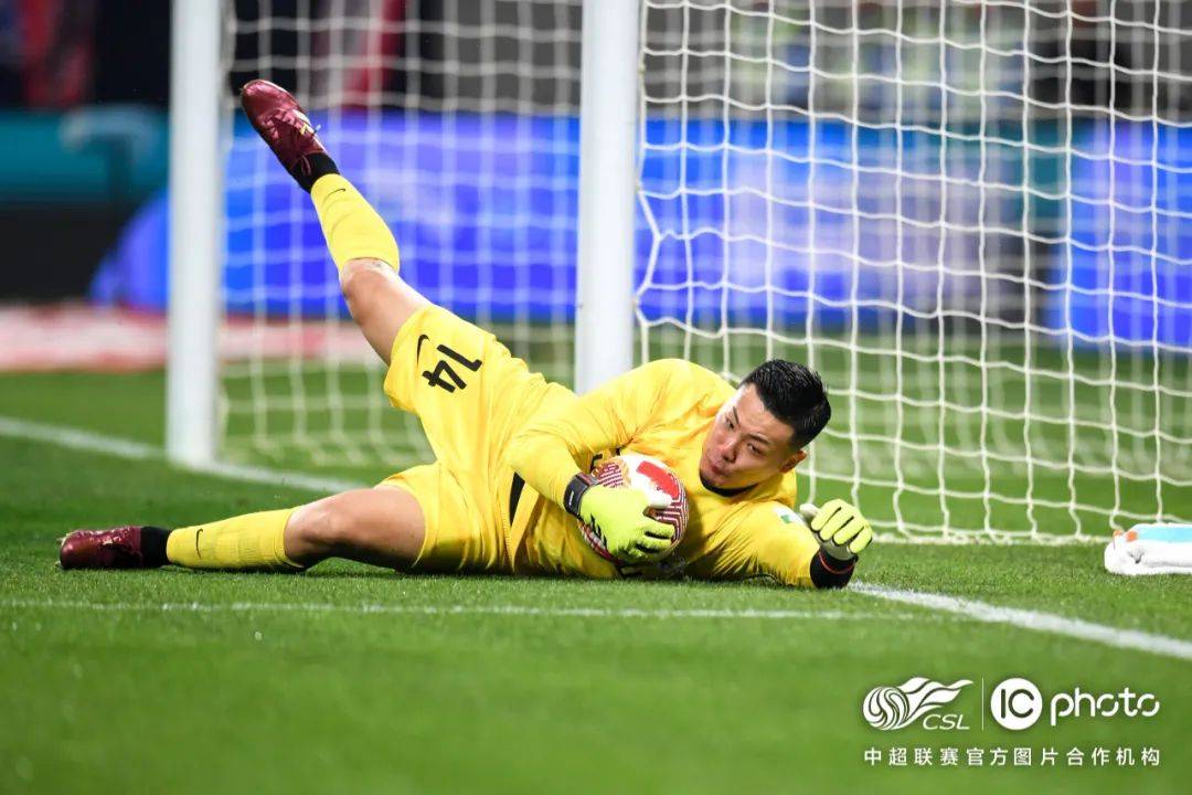 泰山队客场1-0胜成都蓉城 获中超300场胜利