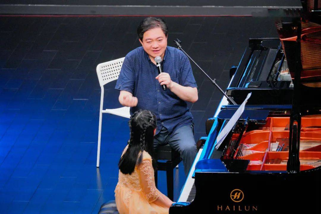 名家联袂 精彩无限丨海伦钢琴「逐梦前行」全国音乐巡演——玄音琴行