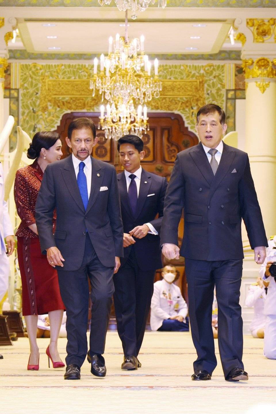 马丁结婚的时候,泰王和王后都没有出席,但他们应该是