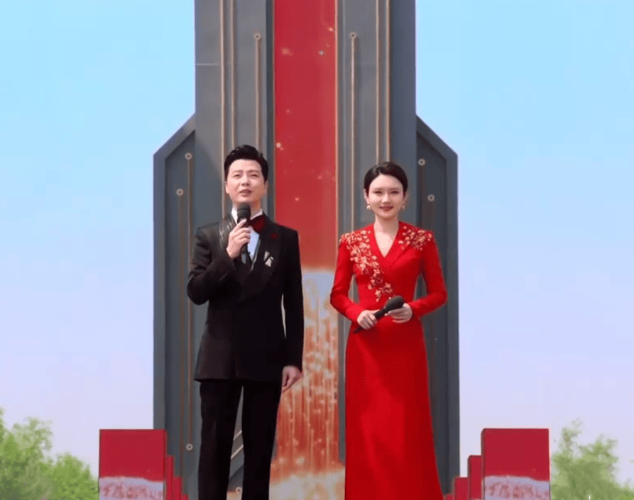 看完央视五一晚会,我发现主持人龙洋和任鲁豫不合拍的地方