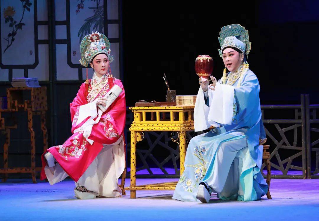"风·范" | 纪念越剧宗师范瑞娟诞辰100周年系列演出《青衫·红袍》