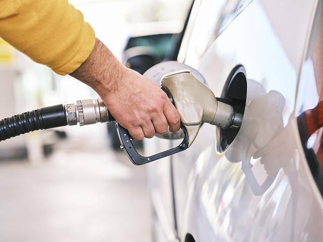 机构 预计今年全球汽油需求增速将减少一半 因中美电动汽车激增