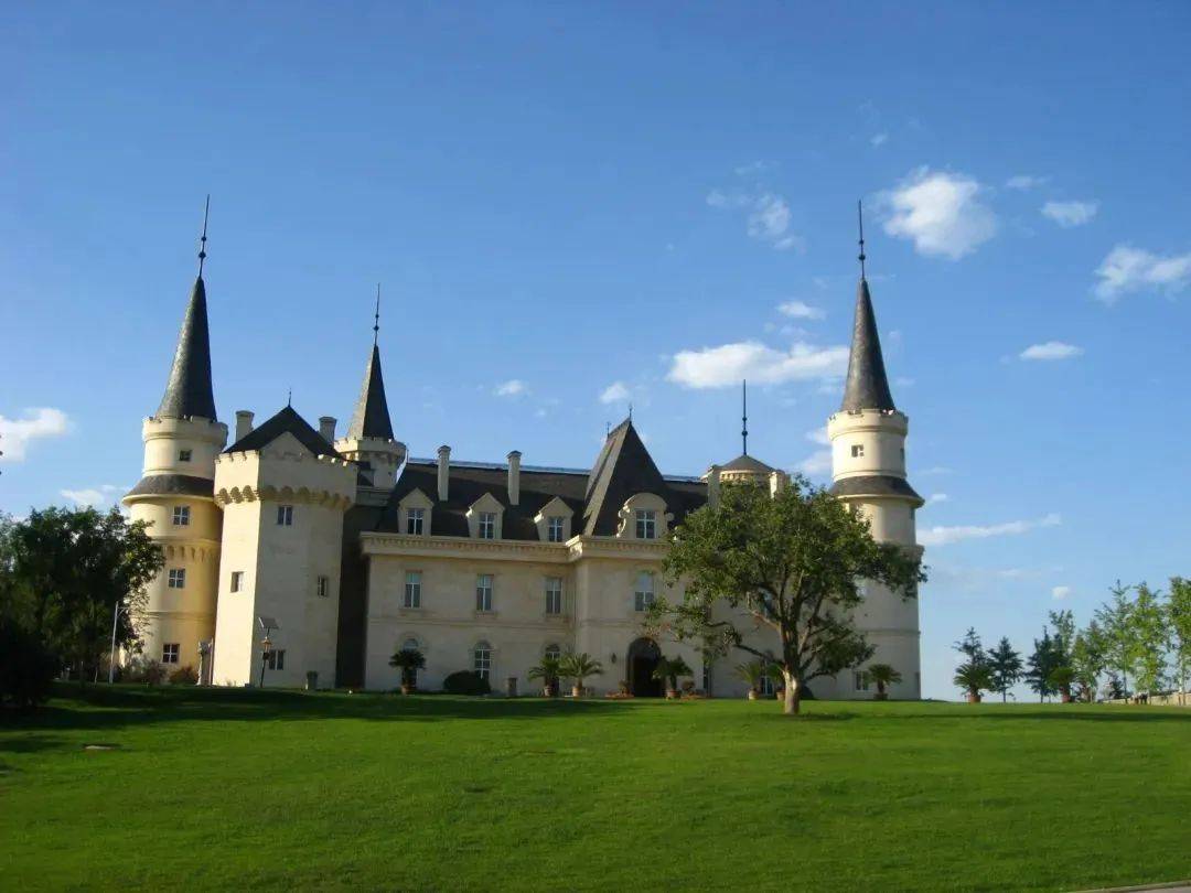 密马参赛选手,密云20家景区免费游玩!家属同行半价优惠!