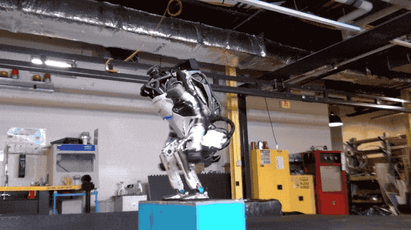 2021年,马斯克杀死了波士顿动力_atlas_机器人_bot