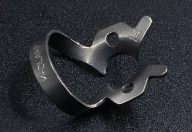 【低反光护眼 新兴天云灰哑光系列橡皮障夹高清图】临床用途大全