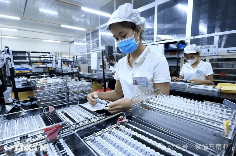 外资大量流入越南制造业和房地产业