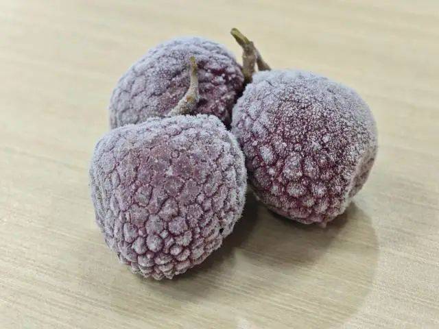 "林俊杰"变"潘玮柏",退票还要收50%手续费.