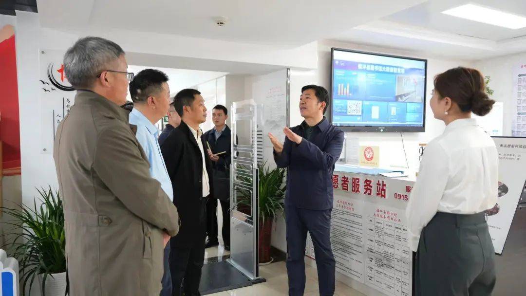 李平专题调研推进文共体建设工作_五位一体_文化_群众