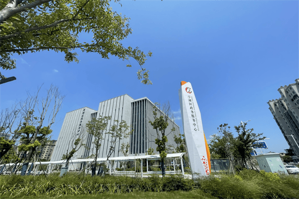 盐城亭湖:深化"放管服"改革 一件事一次办_企业_服务_亭湖区