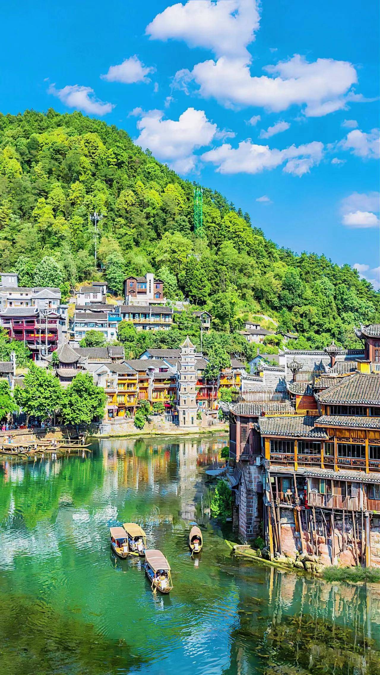 铜陵到张家界旅游团价格,费用多少 ,人均一千的攻略指南