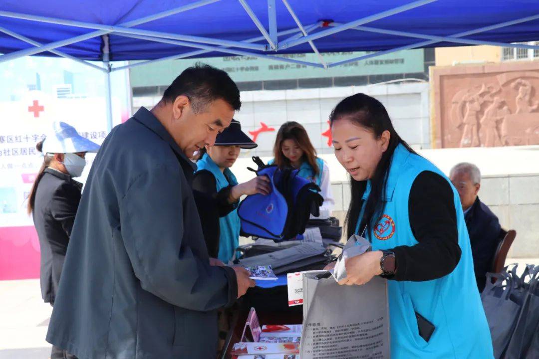 记者/潘燕燕冯艳艳新媒体编辑/周瑞